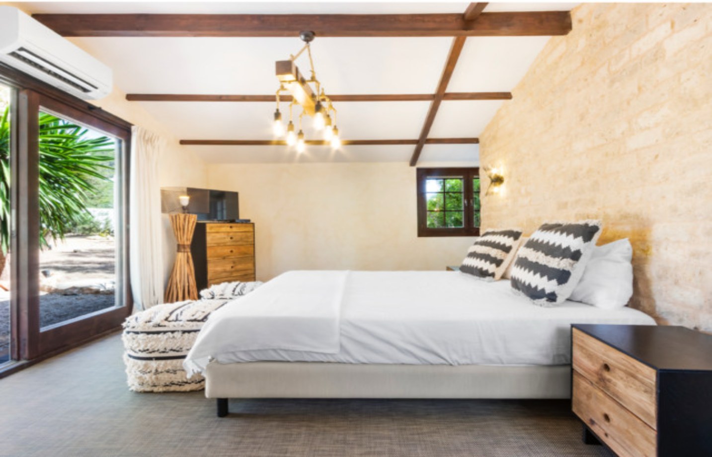 Ensuite bedroom opening to the garden